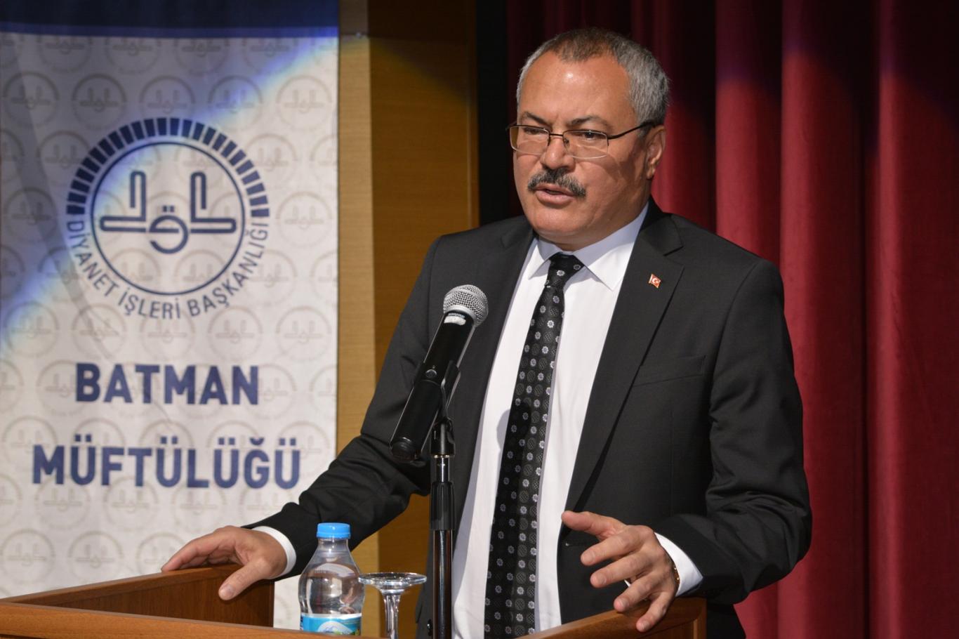Batman’da “Kur’an ve Sünnete Dayalı Sahih Dini Bilgi” konulu konferans